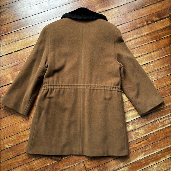 Vintage LISA FASHION Wool Cashmere Coat | Hourglass Silhouette | Med - Picture 7 of 15